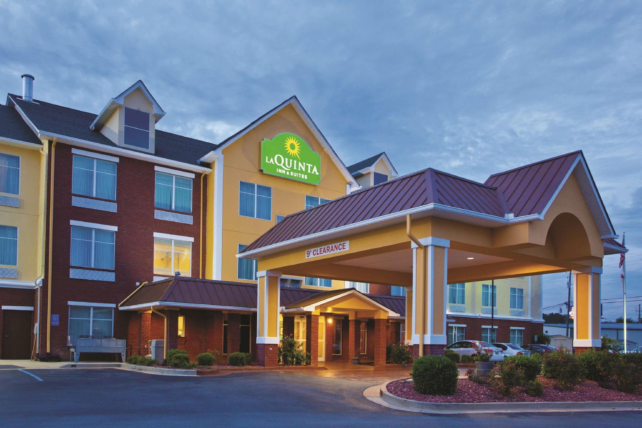 La Quinta By Wyndham Oxford - Anniston Hotel Exterior foto