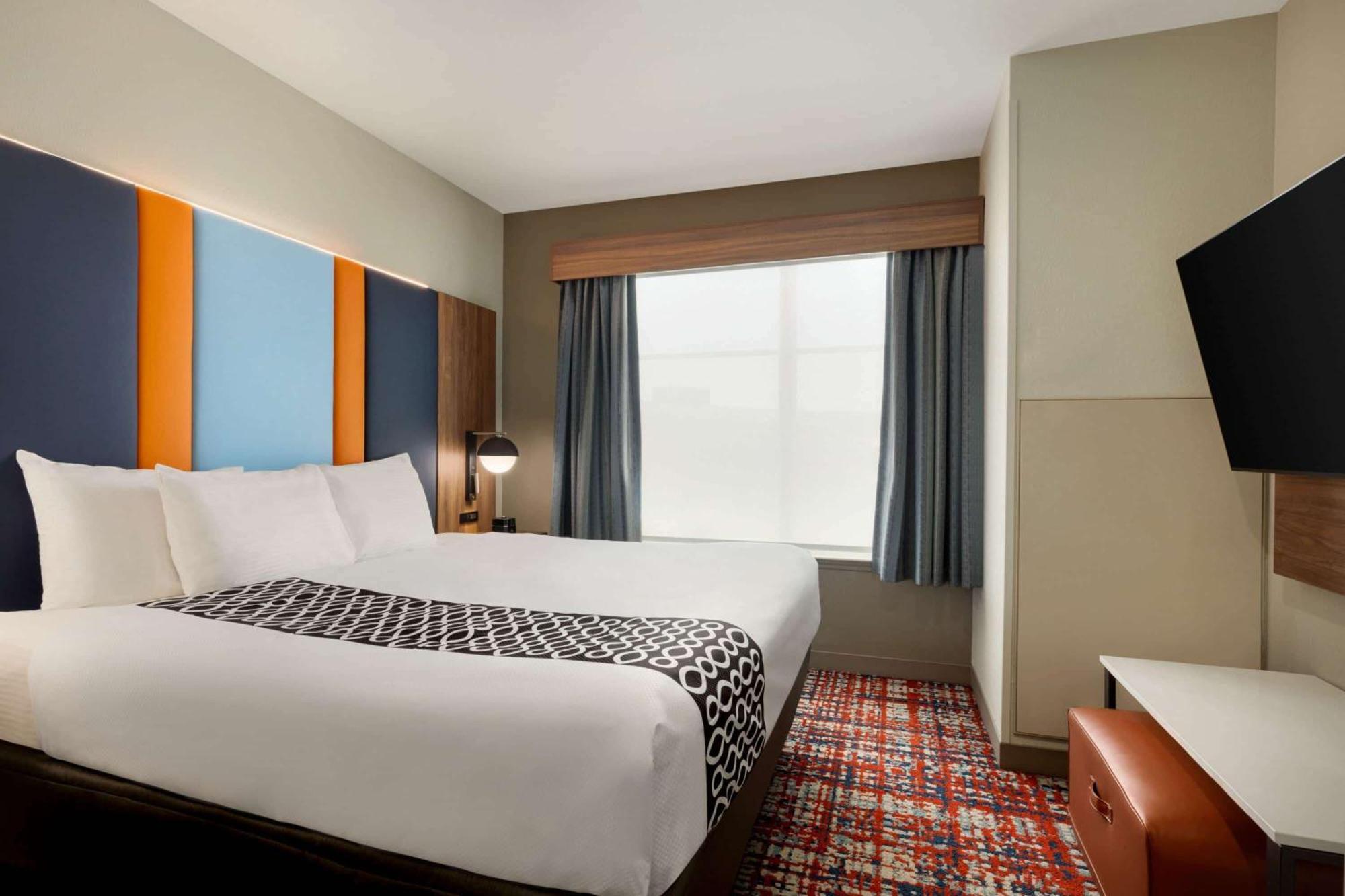 La Quinta By Wyndham Oxford - Anniston Hotel Exterior foto