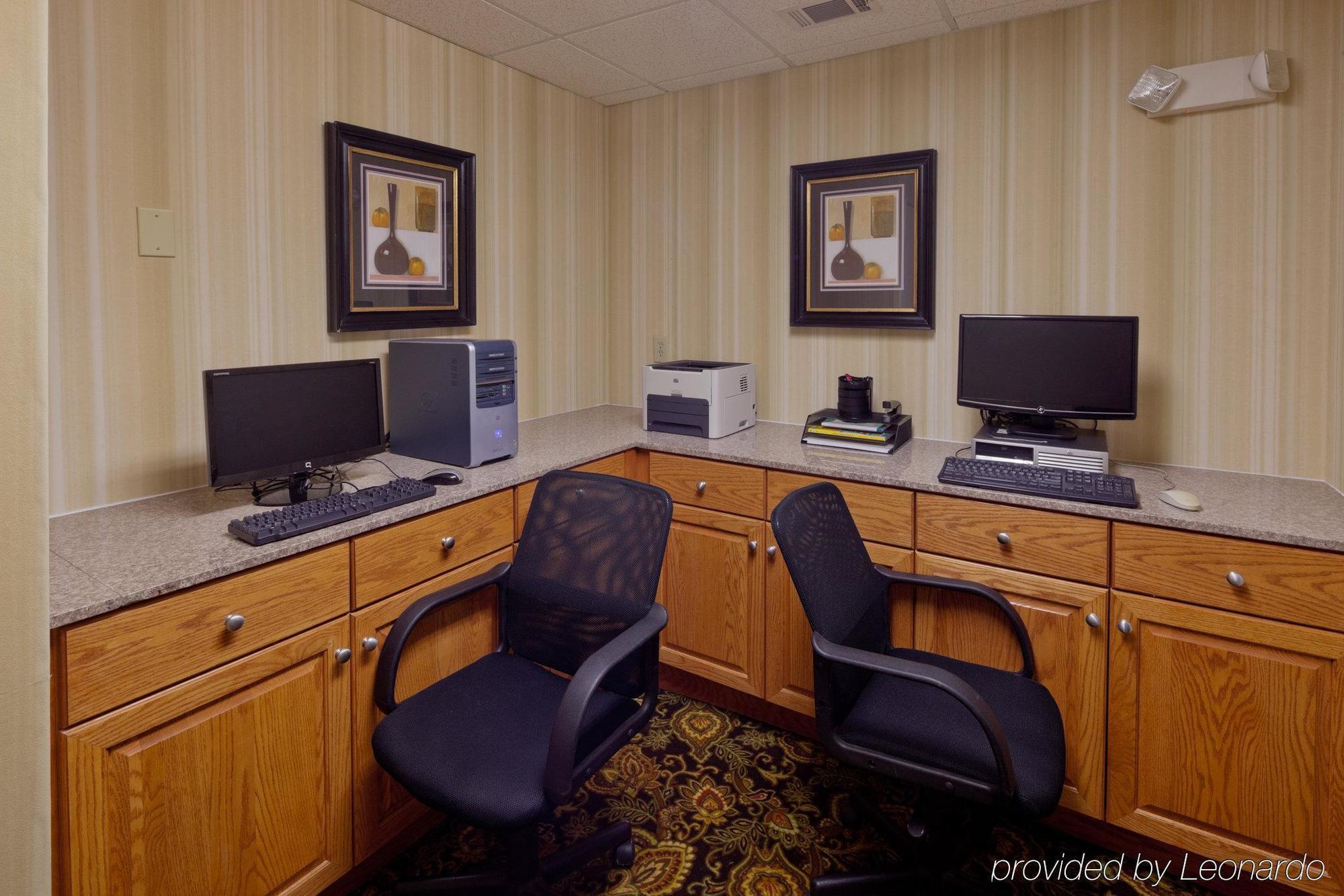 La Quinta By Wyndham Oxford - Anniston Hotel Instalações foto